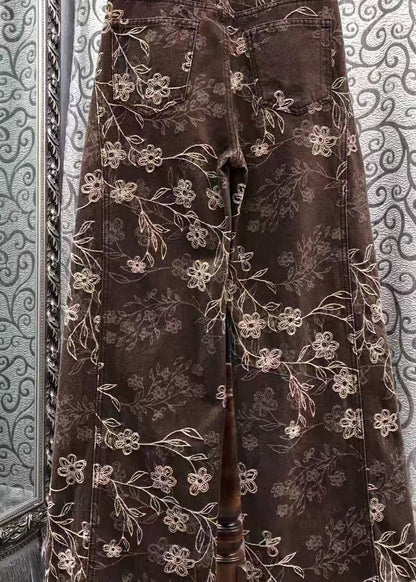 Effortlessly Elegant Pants with a Timeless Design