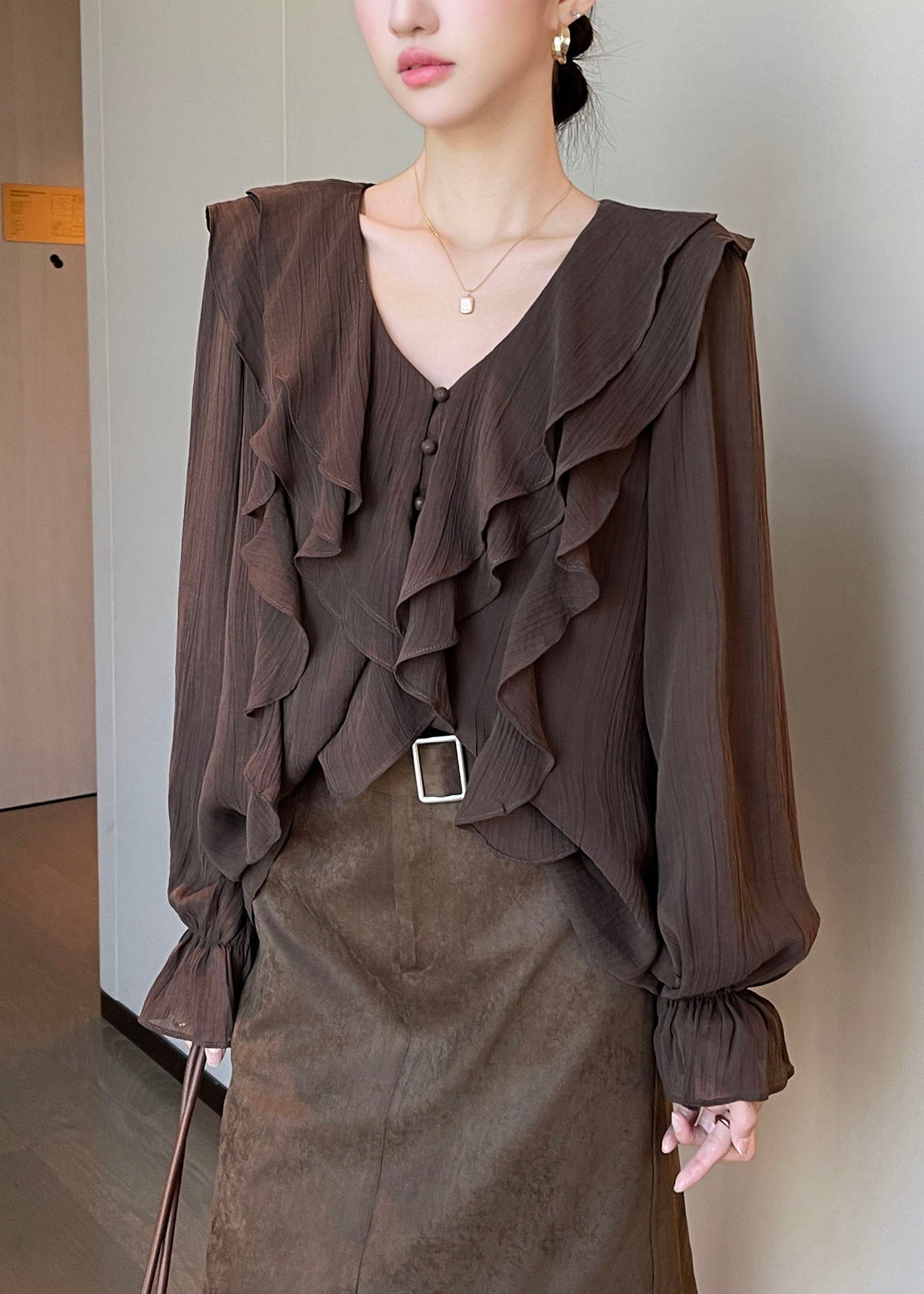 Elegantly Styled Shirt for Everyday Wear