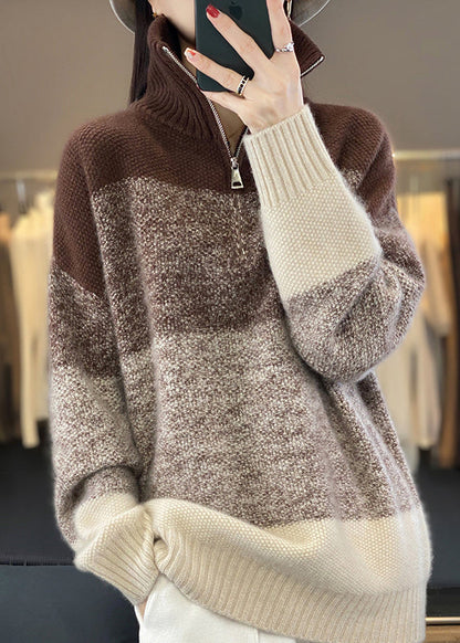 Classic Vintage Sweater with a Flattering Fit