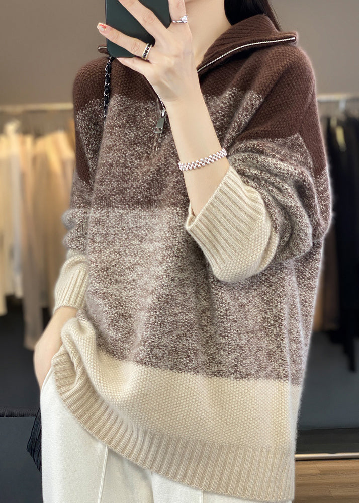 Classic Vintage Sweater with a Flattering Fit