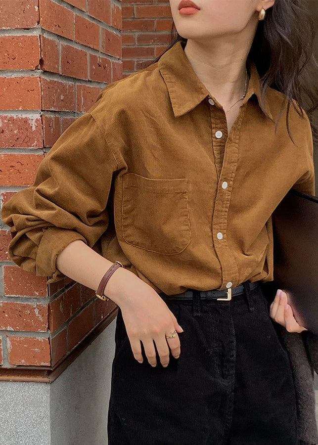 Classic Vintage Blouse with a Flattering Fit