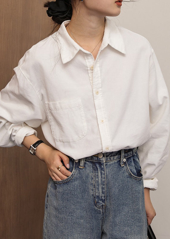 Classic Vintage Blouse with a Flattering Fit