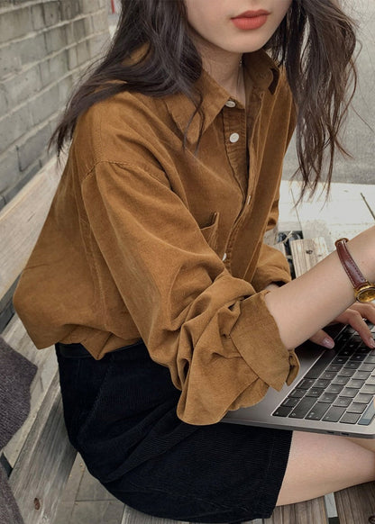 Classic Vintage Blouse with a Flattering Fit