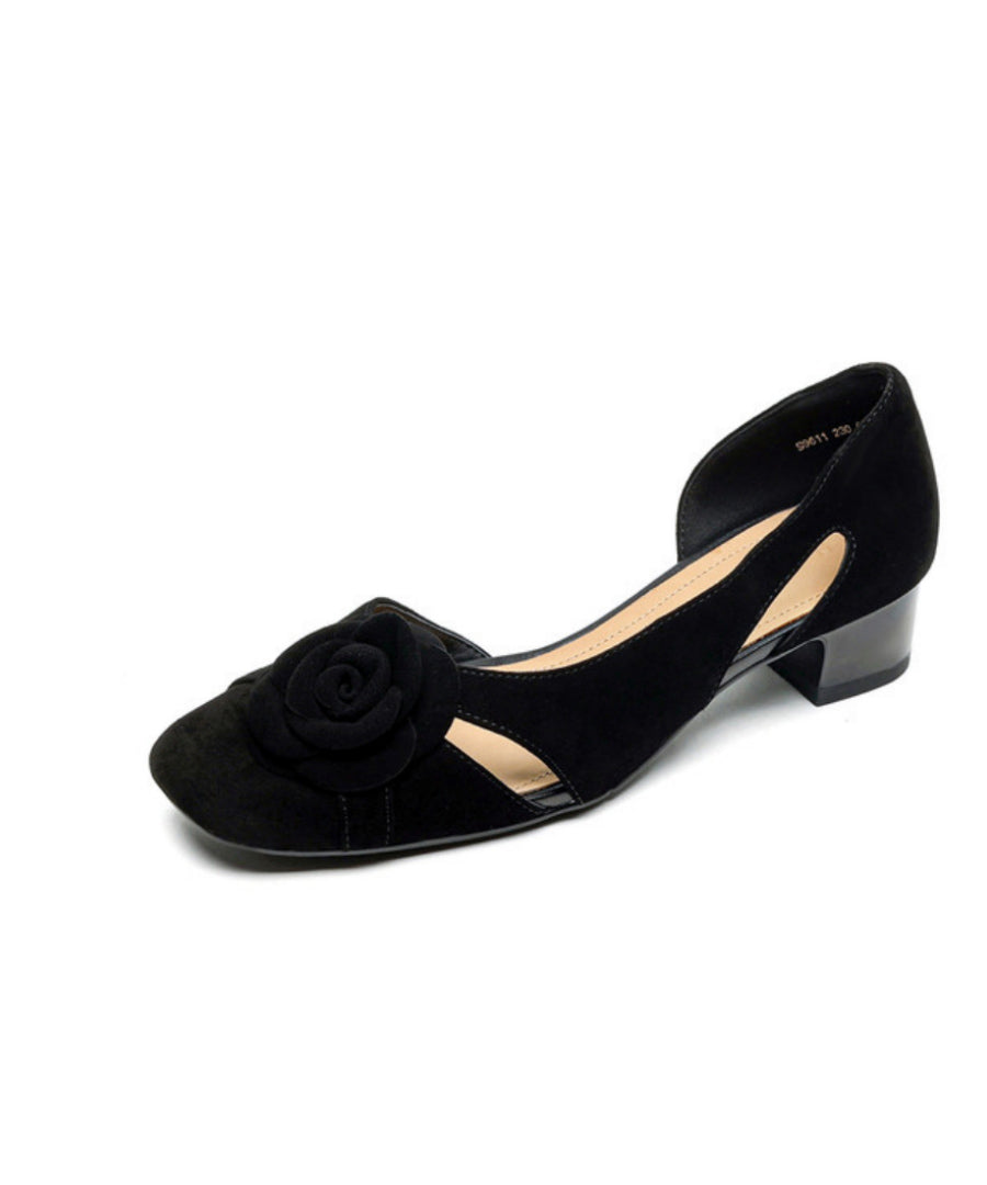Graceful Orthopedic Sandals for Modern Look