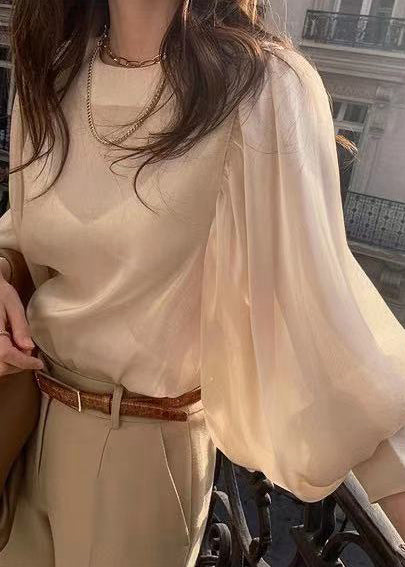 Polished Blouse with an Effortless Classic Look