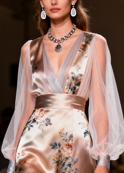 Classic Vintage & Enduringly Stylish Dress