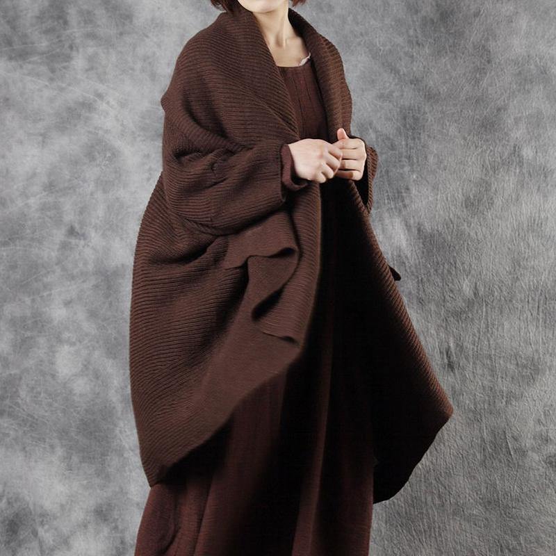 Effortlessly Elegant Sweater with a Timeless Design