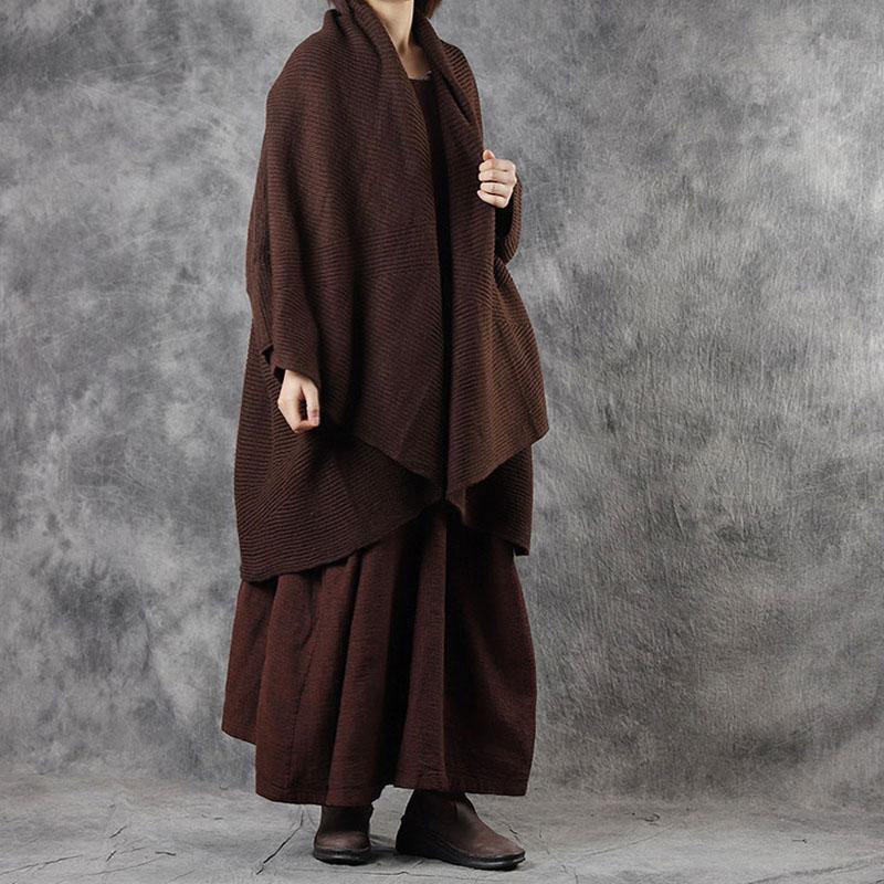 Effortlessly Elegant Sweater with a Timeless Design