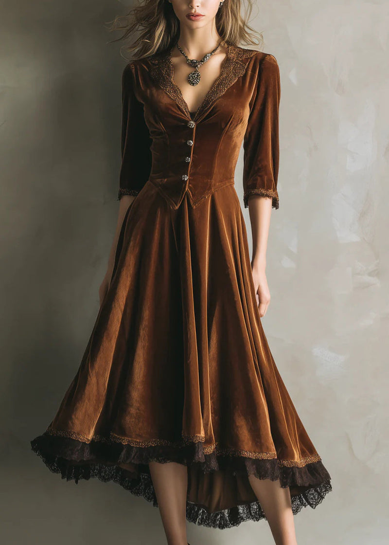 Beautifully Finished Dress in a Timeless Design