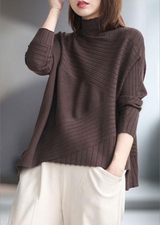 Well Tailored Sweater with a Graceful Silhouette