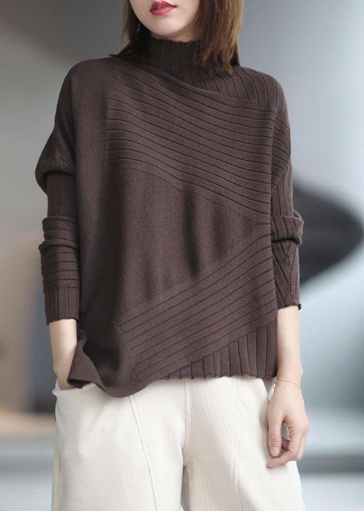 Well Tailored Sweater with a Graceful Silhouette
