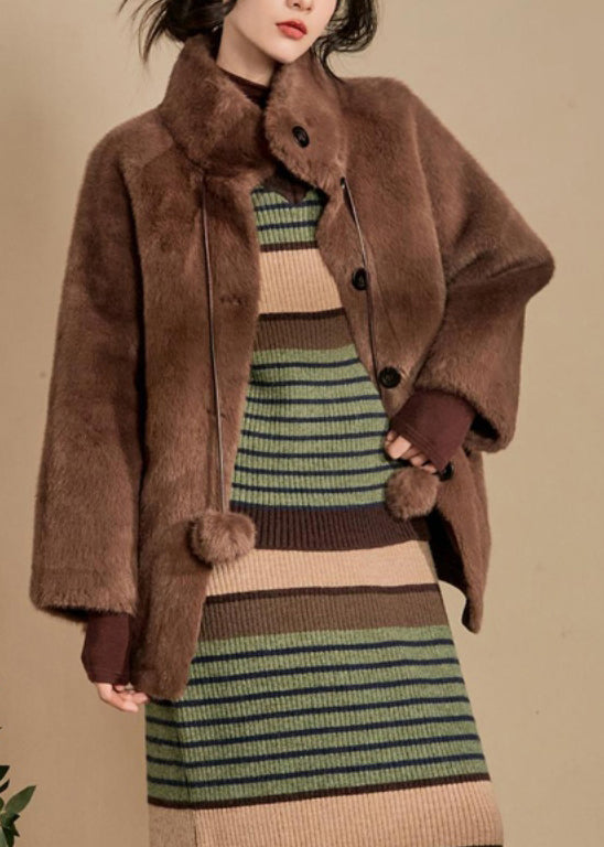 Classic Vintage & Enduringly Stylish Coat
