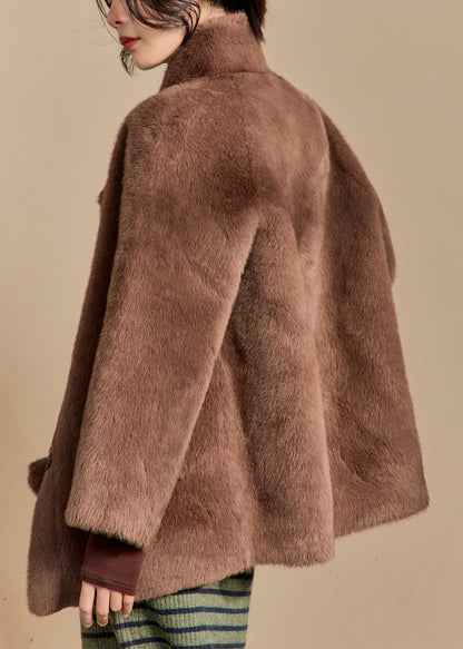 Classic Vintage & Enduringly Stylish Coat