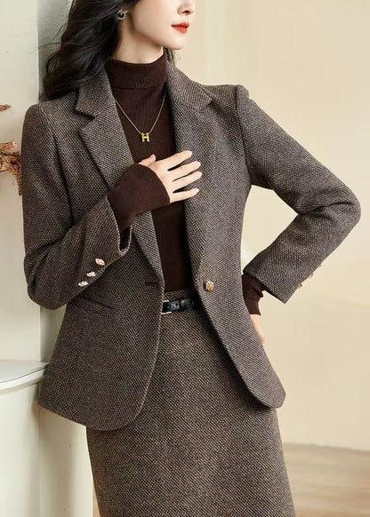 Elegantly Styled Coat for Everyday Wear