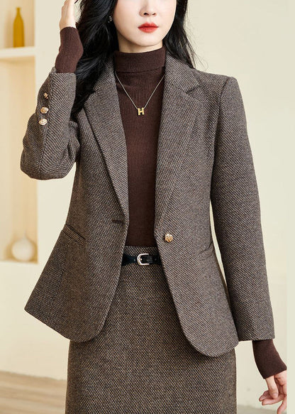 Elegantly Styled Coat for Everyday Wear