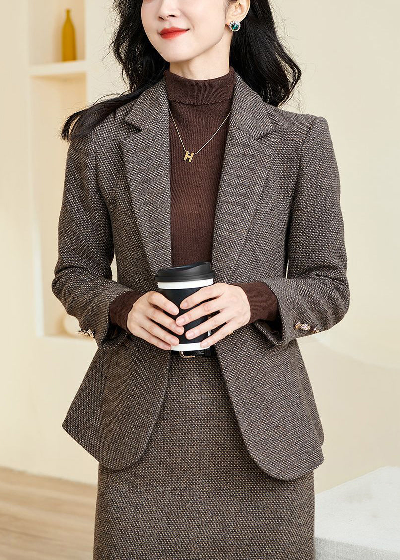 Elegantly Styled Coat for Everyday Wear