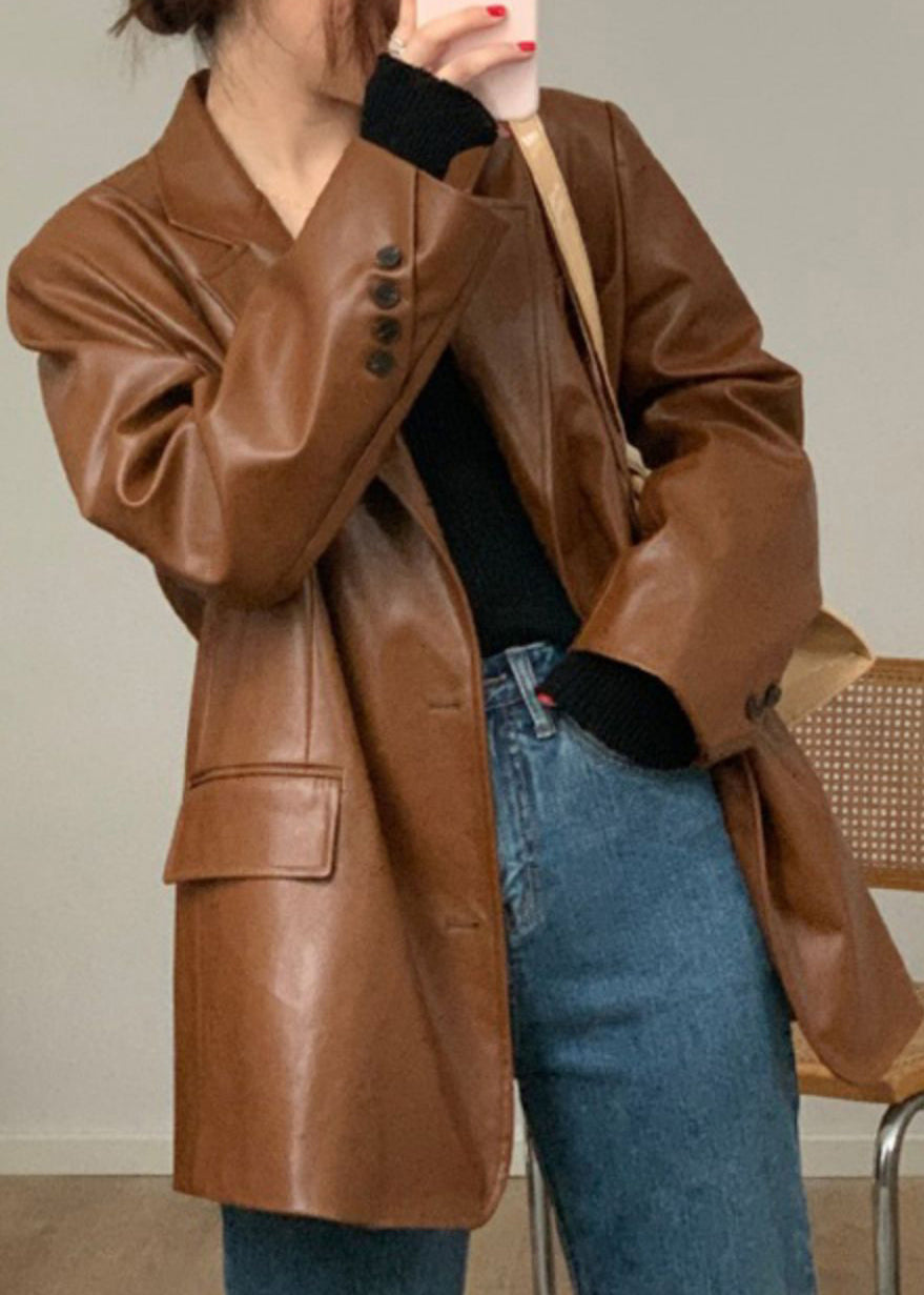 Classic Vintage Coat with a Flattering Fit