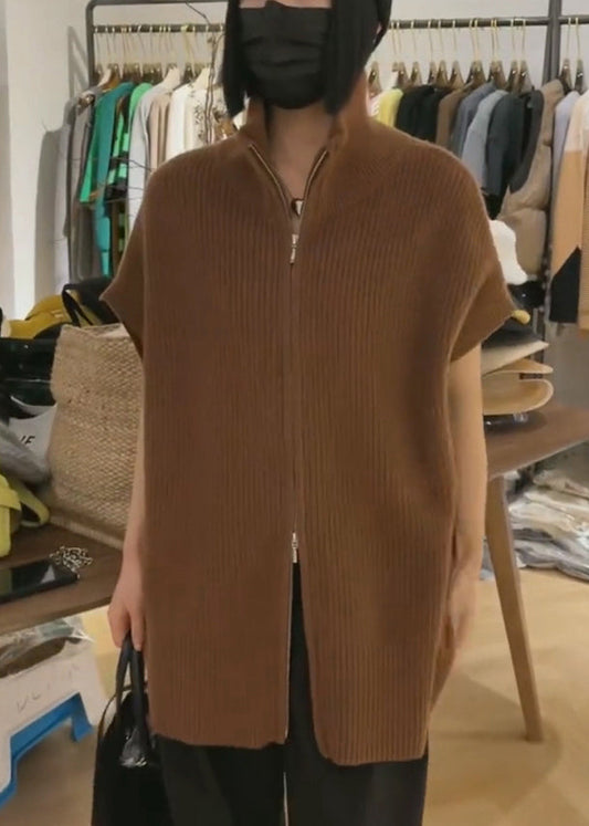 Beautifully Finished Coat in a Timeless Design