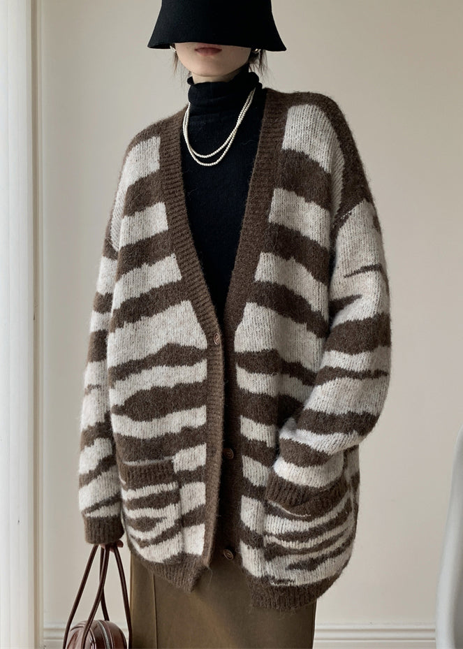 Beautifully Crafted Cardigan in a Classic Style