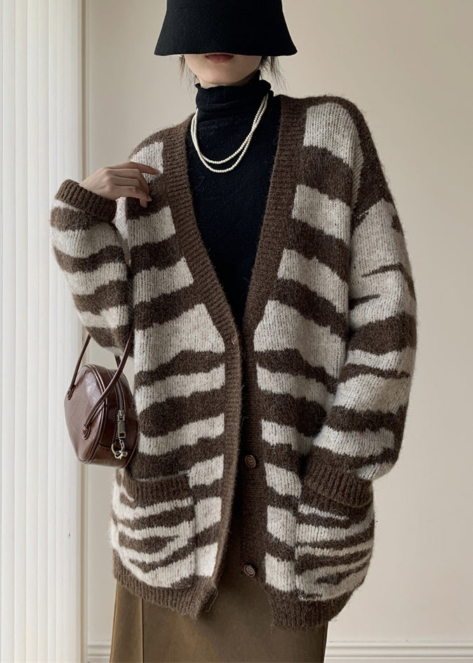 Beautifully Crafted Cardigan in a Classic Style