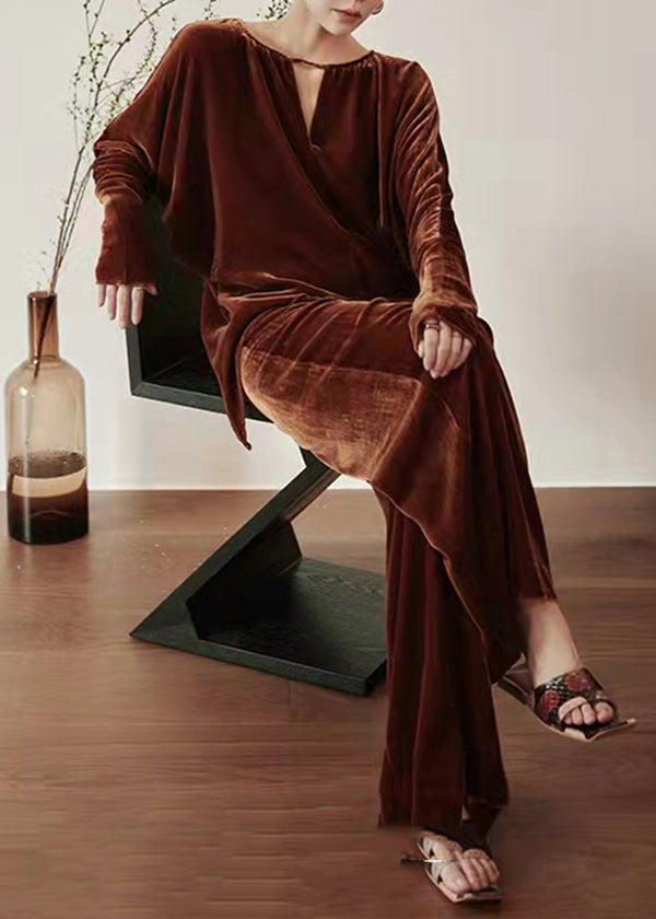 Sophisticated Pants with a Clean Classic Look