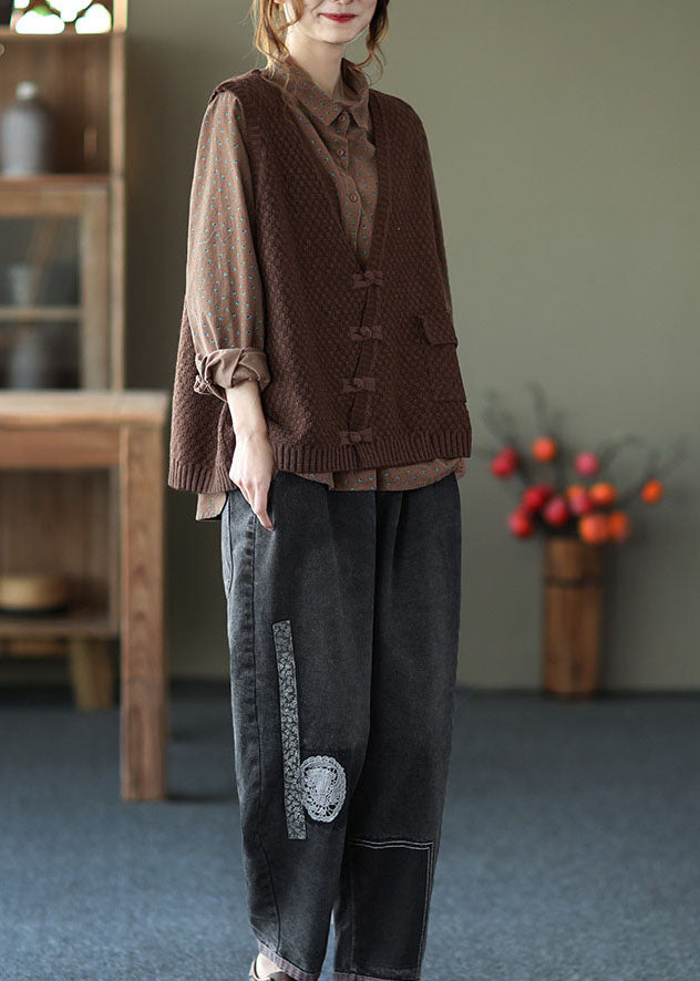 Sophisticated Garment with a Clean Classic Look