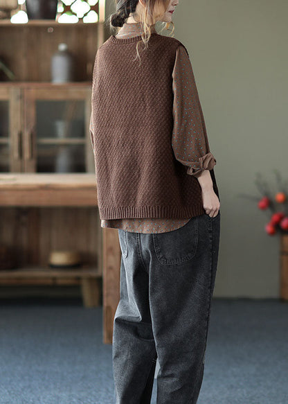 Sophisticated Garment with a Clean Classic Look