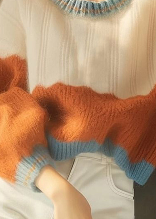 Effortlessly Elegant Sweater with a Timeless Design
