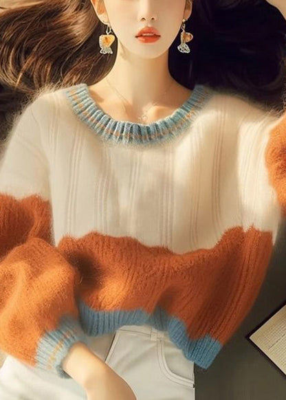 Effortlessly Elegant Sweater with a Timeless Design