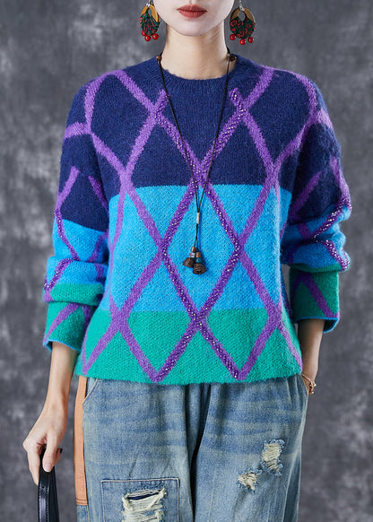 Well Tailored Sweater with a Graceful Silhouette