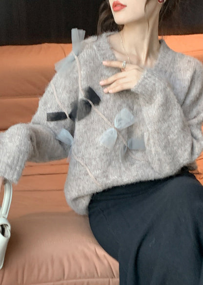 Effortlessly Elegant Sweater with a Timeless Design