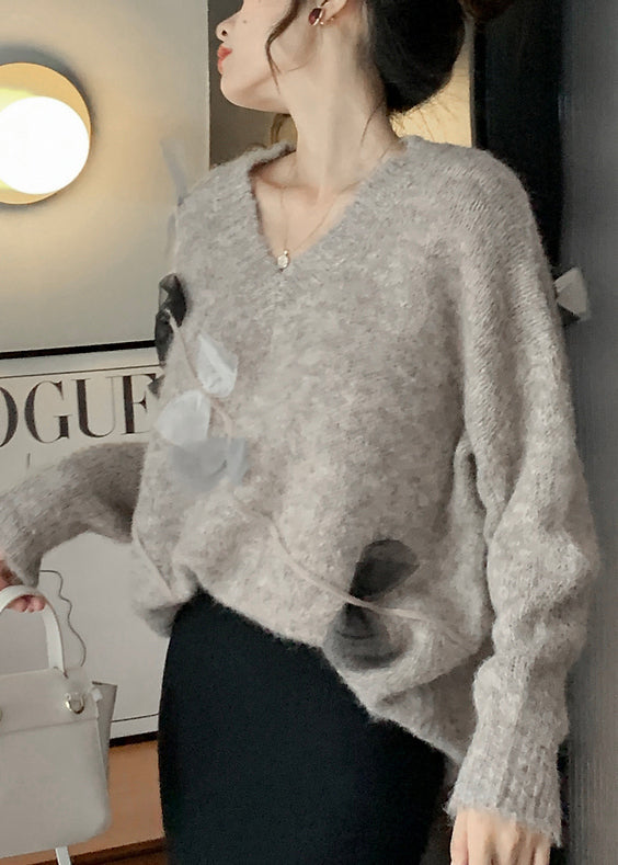 Effortlessly Elegant Sweater with a Timeless Design
