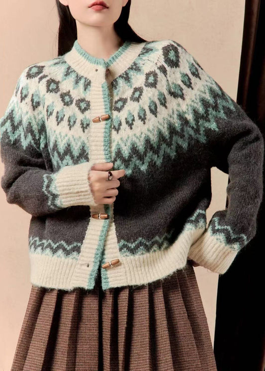 Polished Coat with an Effortless Classic Look