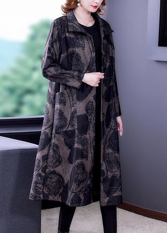 Effortlessly Elegant Coat with a Timeless Design