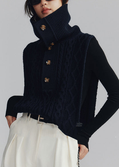 Sophisticated Coat with a Clean Classic Look