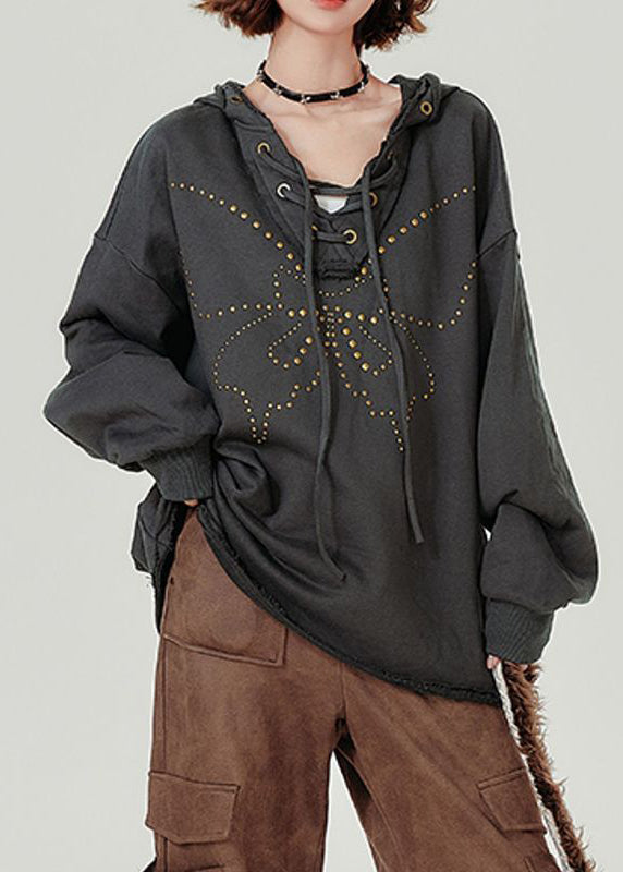 Classic Vintage Pullover with a Flattering Fit