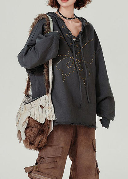 Classic Vintage Pullover with a Flattering Fit