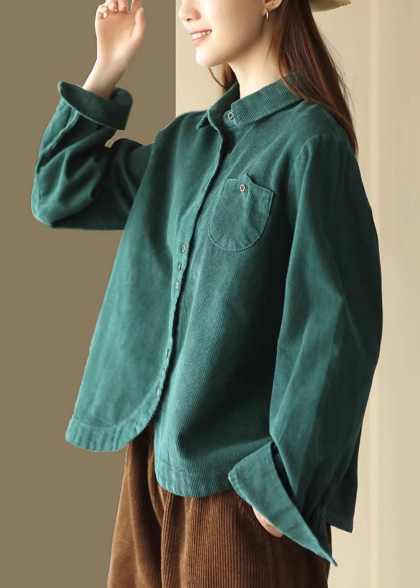 Beautifully Crafted Blouse in a Classic Style