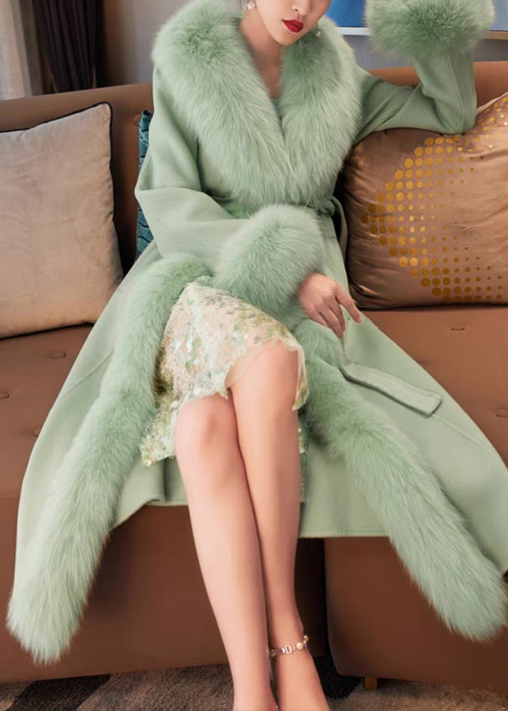 Classic Vintage & Enduringly Stylish Coat