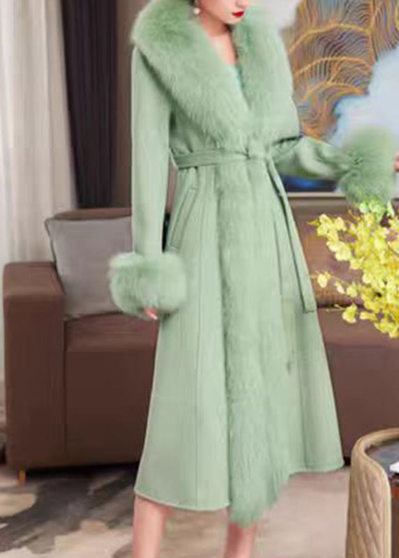 Classic Vintage & Enduringly Stylish Coat