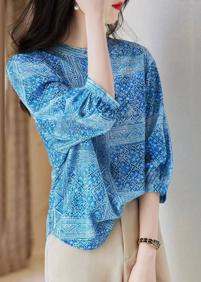 Polished Top with an Effortless Classic Look