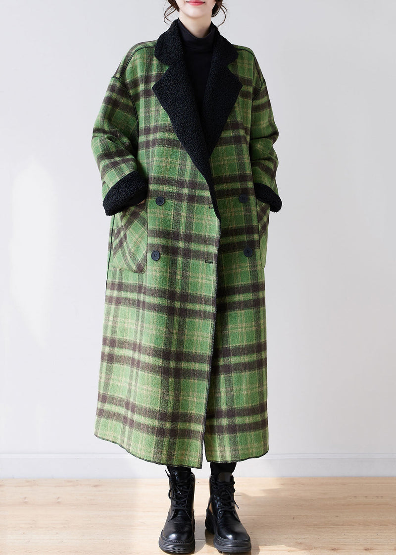 Sophisticated Coat with a Clean Classic Look