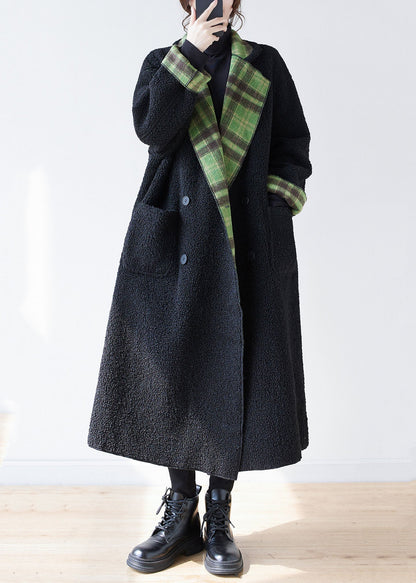 Sophisticated Coat with a Clean Classic Look