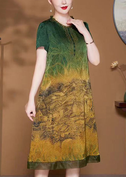 Beautifully Crafted Dress in a Classic Style