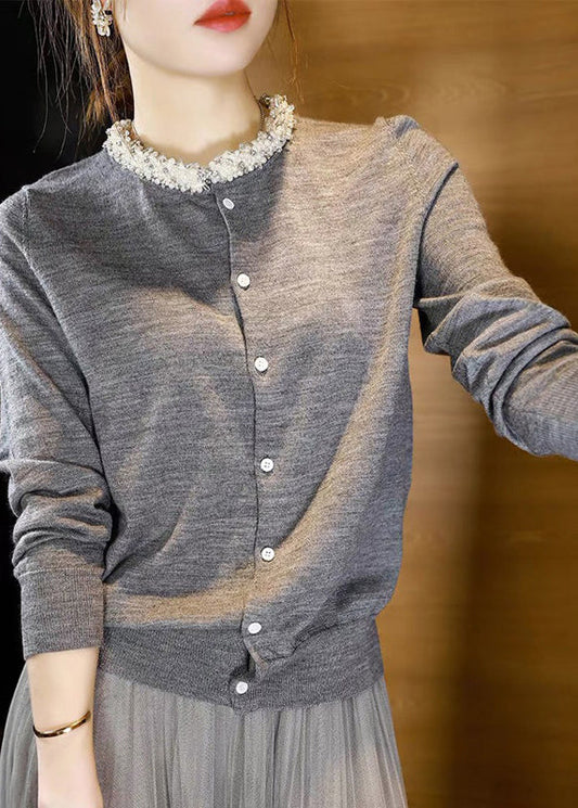 A Vintage Style Top with Delicate Timeless Details
