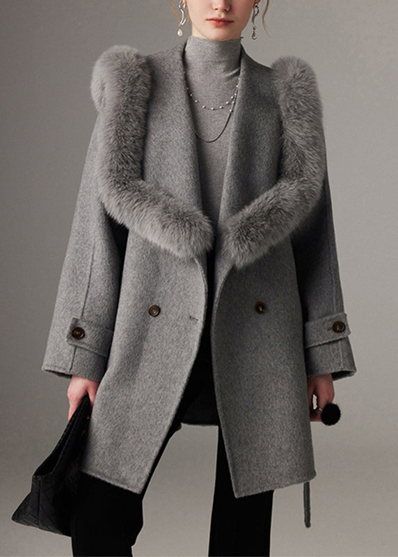 Polished Coat with an Effortless Classic Look