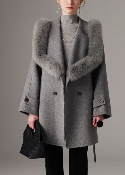 Polished Coat with an Effortless Classic Look