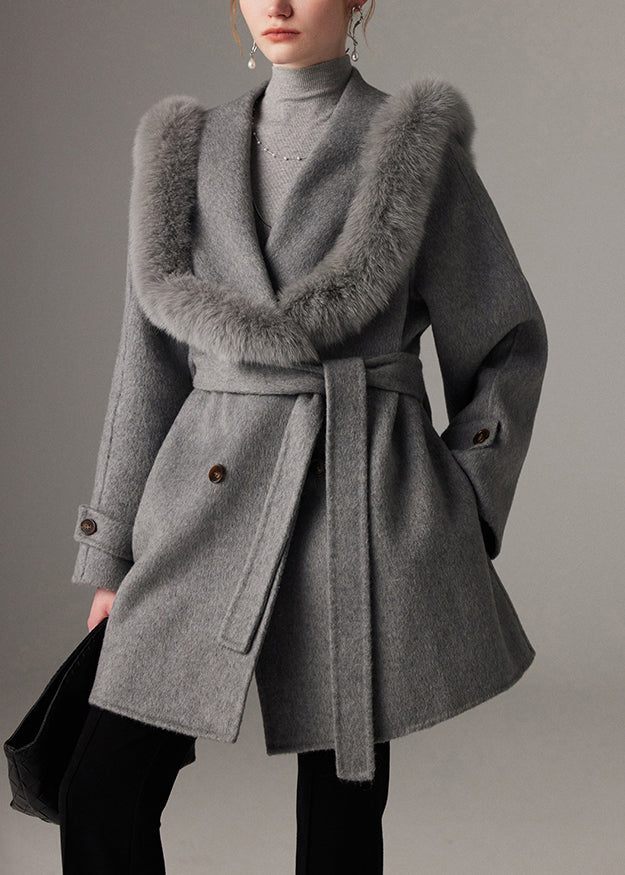 Polished Coat with an Effortless Classic Look