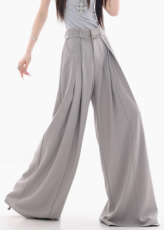 Well Tailored Pants with a Graceful Silhouette