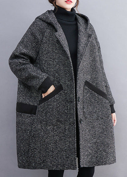Gracefully Styled Coat for Any Occasion